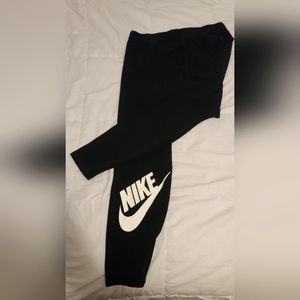 Black Nike Leggings